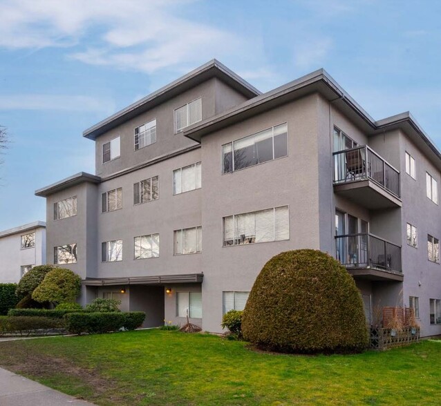 Janitorial for common areas and amenities in apartments, condos, and strata properties in Penticton